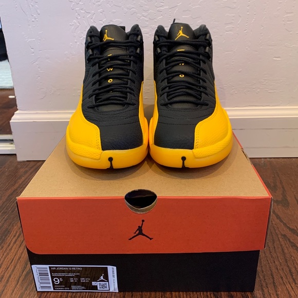 Jordan 12 University Gold retro - Picture 2 of 16